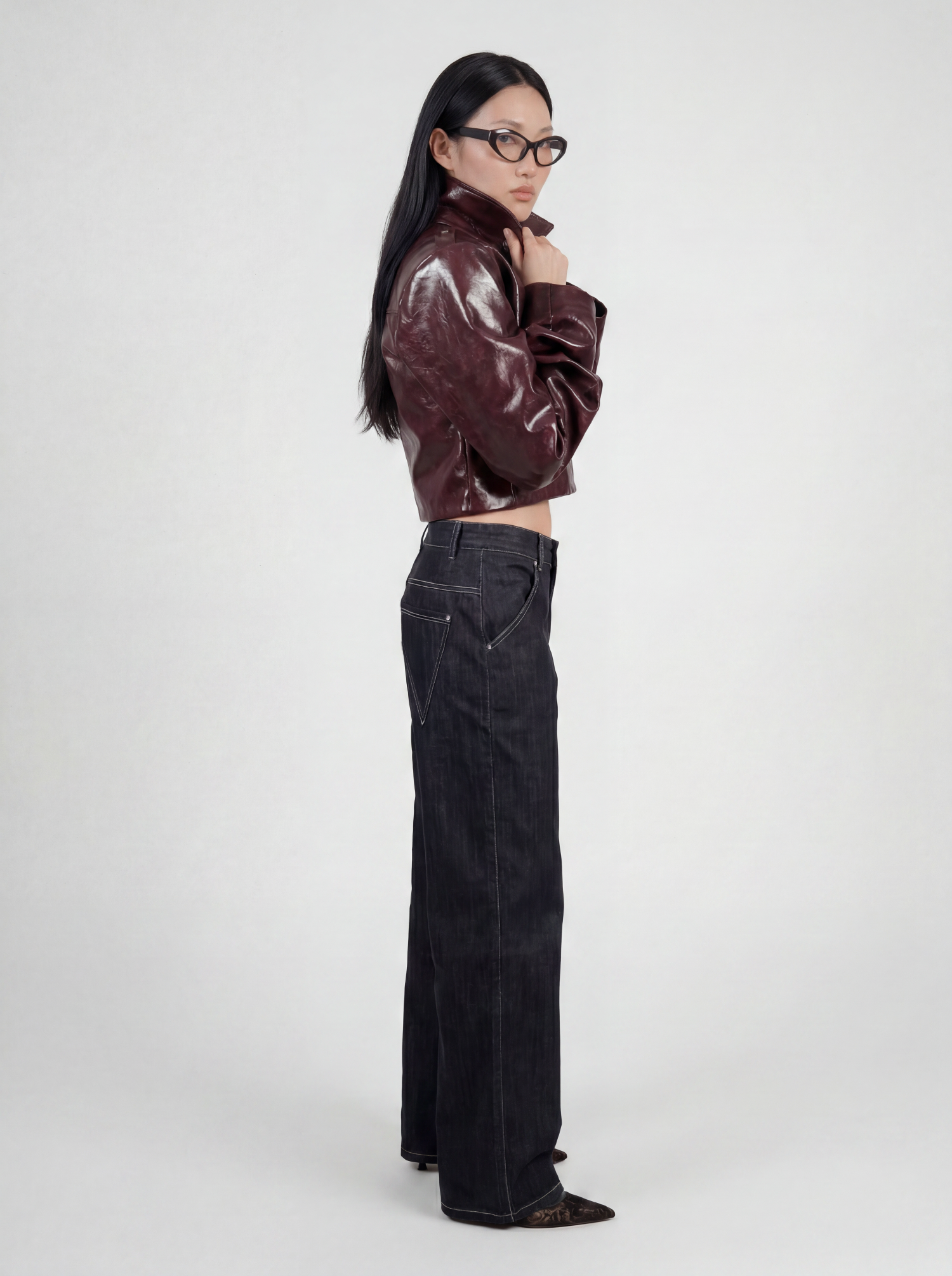 LA GIACCA CORTA BORDEAUX side view – Ornella Colicchio
